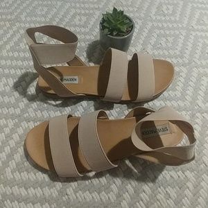 Steve Madden Shoes - 馃尀 Steve Madden Nude Sandals Size 10 Steve Madden Shoes - 馃尀 Steve Madden Nude Sandals Size 10